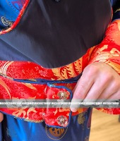 Бурятский мужской костюм в прокат в Москве: халат (дэгэл), пояс, шапка (малгай).