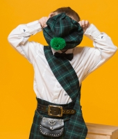 Scottish Kiltsman (Irish) costume rentals.
