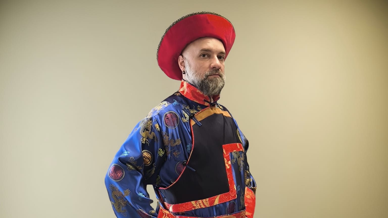 Новый костюм в нашем прокате: мужской бурятский национальный наряд