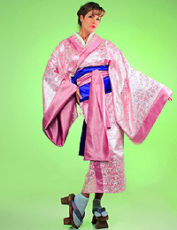 Прокат японских кимоно для гейш и костюмов самураев